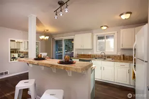 27017 Tamsen Ave NW, Poulsbo, WA 98370 - Photo 14