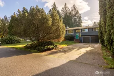 27017 Tamsen Avenue NW, Poulsbo, WA 98370 - Photo 2