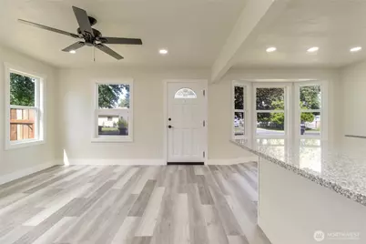 605 Holly St, Walla Walla, WA 99362 - Photo 2