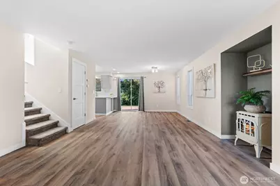 720 7th Street SW, Puyallup, WA 98371 - Photo 6
