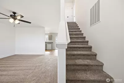 653 E Franklin Street, Connell, WA 99326 - Photo 2