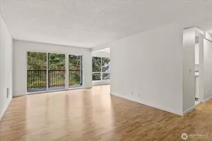 12631 NE 9th Pl, Bellevue, WA 98005 - Photo 4