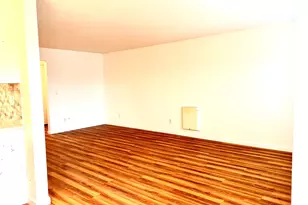 19414 Aurora Ave N, Shoreline, WA 98133 - Photo 16