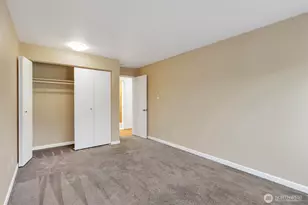 19414 Aurora Ave N, Shoreline, WA 98133 - Photo 24