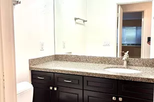 19414 Aurora Ave N, Shoreline, WA 98133 - Photo 28