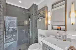 303 E Pike St, Seattle, WA 98122 - Photo 20