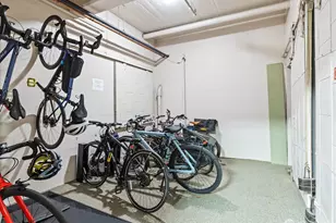 530 W Olympic Pl, Seattle, WA 98119 - Photo 30