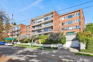 530 W Olympic Pl, Seattle, WA 98119 - Photo 26