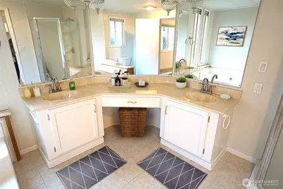 1121 244th Street SW #11, Bothell, WA 98021 - Photo 12