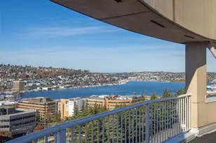 530 Melrose Ave E, Seattle, WA 98102 - Photo 24