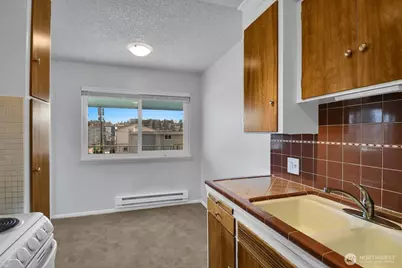 4130 36th Avenue SW, Seattle, WA 98126 - Photo 12