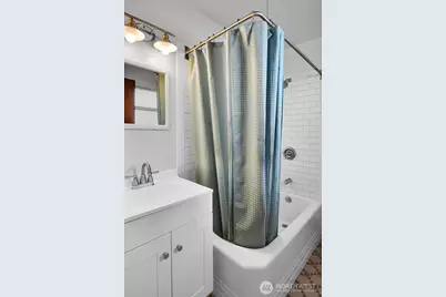 4130 36th Avenue SW, Seattle, WA 98126 - Photo 16