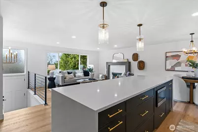 9533 Bowdoin Way, Edmonds, WA 98020 - Photo 10