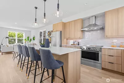 7344 22nd Avenue NW, Seattle, WA 98117 - Photo 12