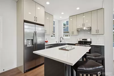 768 Point Brown Avenue SE #D, Ocean Shores, WA 98569 - Photo 6