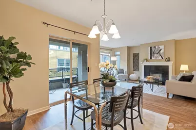 900 Aurora Avenue N #204, Seattle, WA 98109 - Photo 6