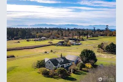 784 Windrose Drive, Coupeville, WA 98239 - Photo 2