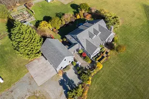 784 Windrose Dr, Coupeville, WA 98239 - Photo 4