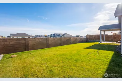 908 Redmond Avenue NE, Quincy, WA 98848 - Photo 26
