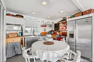 3151 Shoreline Dr, Camano Island, WA 98282 - Photo 12