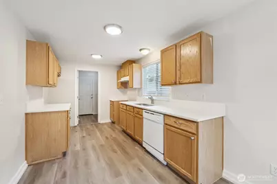 2805 9th Street SE, Puyallup, WA 98374 - Photo 6