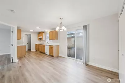 2805 9th Street SE, Puyallup, WA 98374 - Photo 4