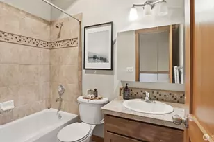 2342 44th Ave SW, Seattle, WA 98116 - Photo 22