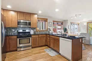 2342 44th Ave SW, Seattle, WA 98116 - Photo 6