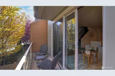 2342 44th Avenue SW #A, Seattle, WA 98116 - Photo 16
