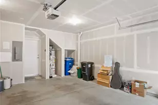 8545 22nd Pl NE, Seattle, WA 98115 - Photo 32