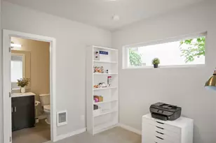 8545 22nd Pl NE, Seattle, WA 98115 - Photo 6