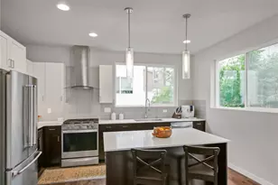 8545 22nd Pl NE, Seattle, WA 98115 - Photo 14