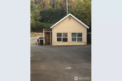 4519 S Henderson Street, Seattle, WA 98118 - Photo 2