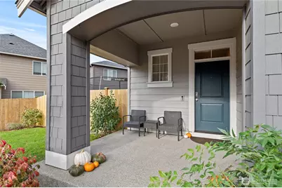 10671 187th Street Ct E, Puyallup, WA 98374 - Photo 2