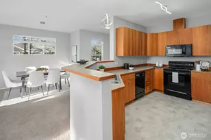 22751 SE 12th Ln, Sammamish, WA 98075 - Photo 8