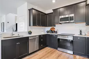 14501 204th Ave Ct E, Bonney Lake, WA 98391 - Photo 2