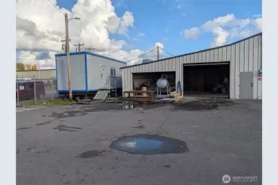 5503 47th Avenue NE, Marysville, WA 98270 - Photo 2