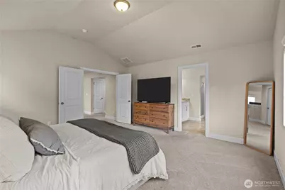 18412 18th Avenue E, Spanaway, WA 98387 - Photo 22