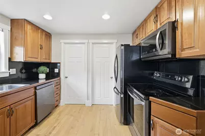 1721 Madison Street #F, Everett, WA 98203 - Photo 12