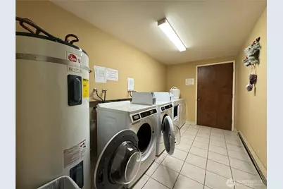 11004 NE 68th Street #910, Kirkland, WA 98033 - Photo 32