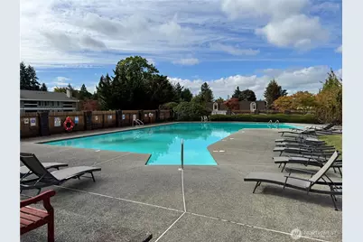 11004 NE 68th Street #910, Kirkland, WA 98033 - Photo 34