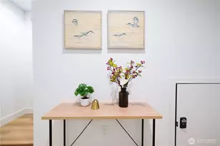 8524 23rd Ave NE, Seattle, WA 98115 - Photo 4