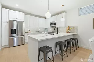 11217 NE 95th St, Kirkland, WA 98033 - Photo 14