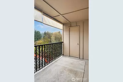 18930 Bothell Everett Highway #F305, Bothell, WA 98012 - Photo 10