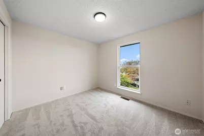 1825 N Lenore Drive, Tacoma, WA 98406 - Photo 14