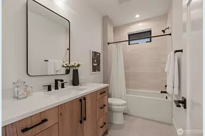 8005 131st Place NE, Kirkland, WA 98033 - Photo 30
