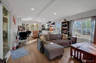 810 SE Totten Shores Dr, Shelton, WA 98584 - Photo 8