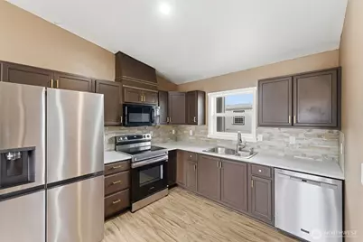 905 Cowl, Milton-Freewater, OR 97862 - Photo 6