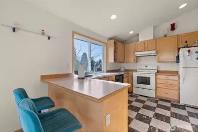 7972 39th Avenue S, Seattle, WA 98118 - Photo 14