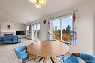 7972 39th Ave S, Seattle, WA 98118 - Photo 12